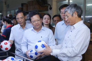 Đoàn công tác của Ban Kinh tế Trung ương khảo sát thực tế một số doanh nghiệp tại Thanh Hóa