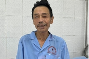 Phẫu thuật thành công cho bệnh nhân cùng lúc mắc 2 thể ung thư dạ dày