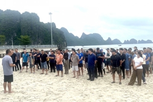 Tập huấn nghiệp vụ bơi an toàn, phòng chống đuối nước tại TP Hạ Long