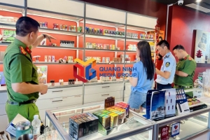 Công an Hạ Long phát hiện cửa hàng kinh doanh thuốc lá điện tử trái phép