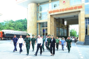 Quảng Ninh: Thúc đẩy hoạt động giao thương, xây dựng hình mẫu về hợp tác du lịch qua biên giới tại cửa khẩu Hoành Mô