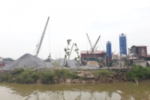 Nam Định liên tiếp phát hiện các trường hợp vi phạm luật đê điều, vì sao vậy?