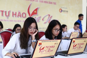 Bảo đảm quyền phụ nữ trên không gian mạng