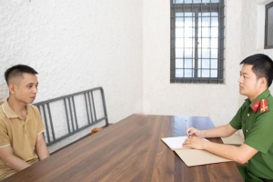 Bắt đối tượng lừa đảo bán hàng điện tử trên mạng