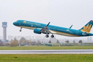 Đồng bộ các giải pháp giảm giá vé máy bay