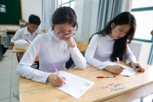 Tỉ lệ tốt nghiệp THPT năm 2024 tại Hà Nội đạt 99,8%