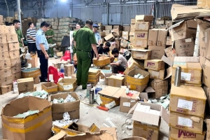 Ngành quản lý thị trường Hà Nội chủ động đấu tranh chống hàng hóa vi phạm