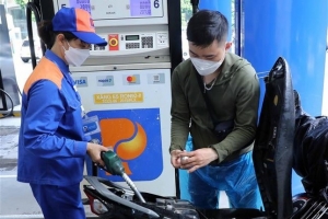 Giá xăng dầu trong nước đồng loạt giảm từ 15h chiều nay