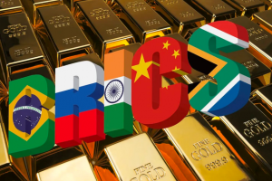 Vàng thế giới lao đốc, BRICS+ mua vàng với tốc độ chưa từng có