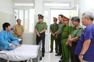Khởi tố kẻ cầm dao tấn công 2 cán bộ công an ở thành phố Đà Nẵng
