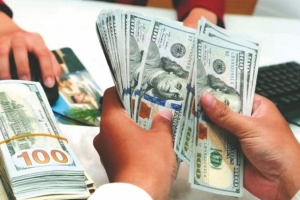Tỷ giá USD hôm nay 1/8: Đồng loạt giảm, USD trong nước ở mức 24.255 đồng