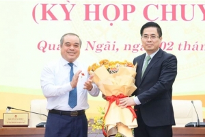 Đồng chí Nguyễn Hoàng Giang, Phó Bí thư Tỉnh ủy, giữ chức Chủ tịch Ủy ban nhân dân tỉnh Quảng Ngãi