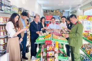 Hà Tĩnh tăng cường kiểm tra an toàn thực phẩm dịp Tết Trung thu