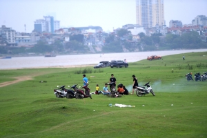 Hà Nội thành lập Đoàn giám sát quy hoạch, quản lý đất đai khu vực bãi sông Hồng, sông Đuống