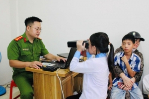 Cao điểm triển khai cấp căn cước cho công dân ở Quảng Ninh