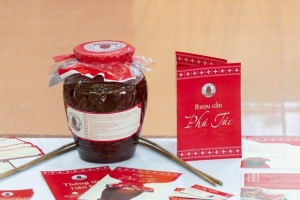 Hỗ trợ bộ nhận diện thương hiệu sản phẩm OCOP cho nông dân huyện Hòa Vang