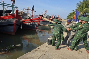 Thanh Hóa chủ động ứng phó với gió mạnh, sóng lớn và mưa dông trên biển