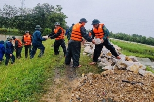 Thanh Hóa huy động hàng trăm cán bộ, chiến sĩ giúp dân khắc phục ảnh hưởng của cơn bão số 3