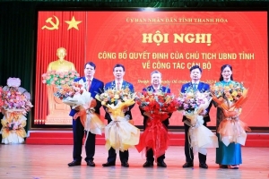Công bố quyết định về công tác cán bộ Trường Đại học Hồng Đức