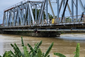 Sau vụ sập cầu Phong Châu, Bắc Giang chỉ đạo theo dõi sát sao an toàn giao thông trên 2 cầu sắt