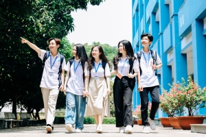 Nhiều trường đại học tại TP. HCM giảm, giãn đóng học phí cho sinh viên vùng bão lũ
