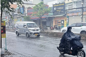 Thời tiết hôm nay: TP. HCM và Nam Bộ tiếp tục có mưa lớn