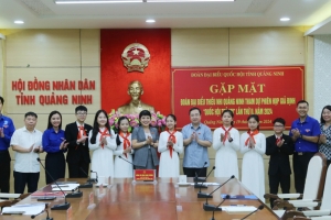 Đoàn ĐBQH tỉnh Quảng Ninh gặp mặt Đoàn Đại biểu thiếu nhi tham dự phiên họp giả định “Quốc hội trẻ em”