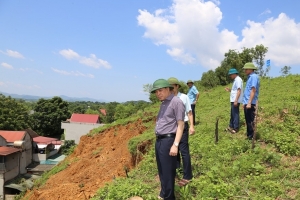 Phó Bí thư Thường trực Tỉnh uỷ Thanh Hóa kiểm tra tình hình ứng phó với thiên tai tại huyện Thạch Thành