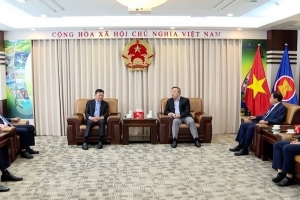 Đoàn công tác tỉnh Thanh Hóa làm việc với Tổng lãnh sự quán Việt Nam tại Thượng Hải