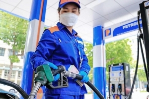 Bộ Công Thương chịu trách nhiệm nếu để xảy ra thiếu hụt, đứt gãy nguồn cung xăng dầu