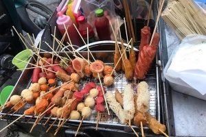 Đảm bảo an toàn thực phẩm đối với thực phẩm bày bán trước cổng trường học