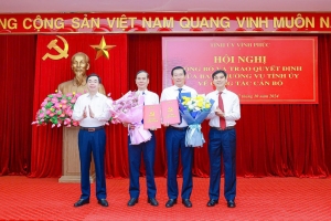 Vĩnh Phúc tổ chức hội nghị công bố và trao quyết định về công tác cán bộ