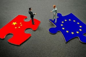 Trung Quốc yêu cầu các nhà nhập khẩu sản phẩm rượu mạnh có nguồn gốc từ EU nộp tiền bảo lãnh