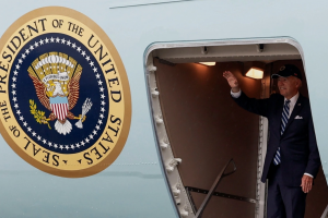 Ông Donald Trump sẽ được bảo vệ như tổng thống đương nhiệm