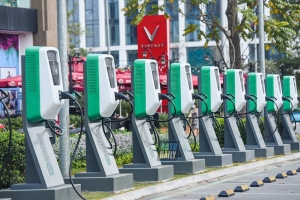 Hoàn thiện quy định về trạm sạc, thúc đẩy phát triển thị trường xe điện tại Việt Nam