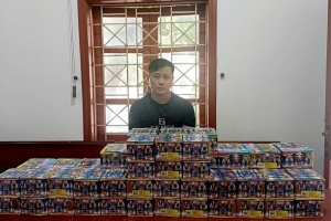 Khởi tố đối tượng buôn bán 100 kg pháo trái phép