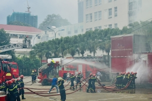 TP. Hồ Chí Minh ra mắt Tổ Cảnh sát chữa cháy và cứu nạn cứu hộ đặc biệt tinh nhuệ