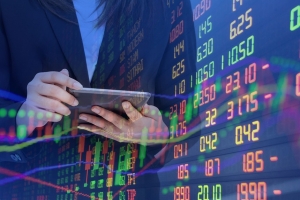 Chứng khoán sáng 6/11: Áp lực bán được tiết chế đã giúp các nhóm ngành đua nhau khởi sắc