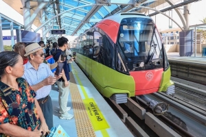 Hôm nay, chính thức vận hành thương mại đoạn đường sắt trên cao Nhổn-Ga Hà Nội