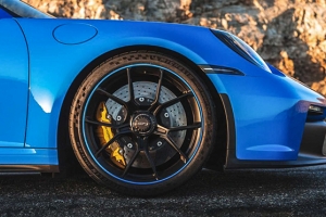Nguy cơ rơi bánh, Porsche triệu hồi nhiều mẫu xe