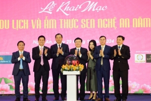 Khai mạc Lễ hội Du lịch và Ẩm thực Sen 2024 tại Nghệ An