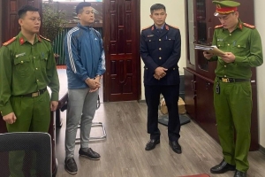 Giám đốc phòng giao dịch ngân hàng lừa đảo chiếm đoạt hơn 10 tỷ đồng