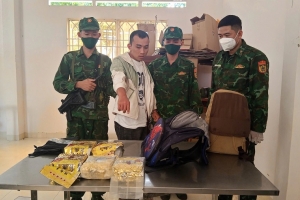 Bộ đội Biên phòng Long An bắt đối tượng vận chuyển hơn 10kg ma túy