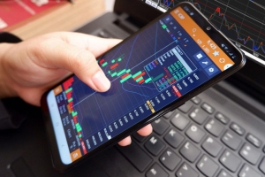 Chứng khoán phiên chiều 12/12: VN-Index dần hạ nhiệt và lùi về gần tham chiếu