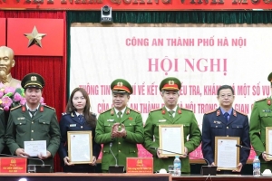 Khen thưởng các tập thể, cá nhân có thành tích xuất sắc trong đấu tranh trấn áp tội phạm