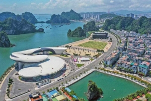 Vietnam Report công bố Top 10 địa phương hấp dẫn doanh nghiệp lớn năm 2024
