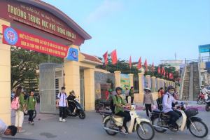 Từ ngày 1/1/2025, học sinh không được lái xe máy 50cc khi chưa học kỹ năng