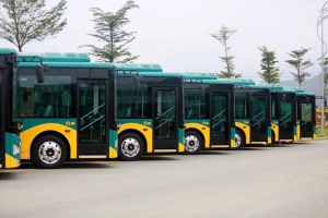 Lộ diện xe buýt điện phục vụ 17 tuyến kết nối metro số 1