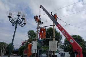 Điện lực Hà Tĩnh nỗ lực đảm bảo cấp điện an toàn phục vụ lễ tết