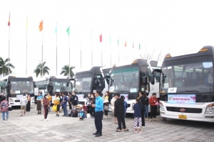 Đà Nẵng: Hơn 20.000 người lao động được hỗ trợ quà, vé tàu xe dịp Tết Ất Tỵ 2025